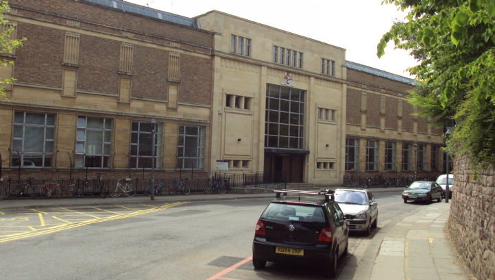 The programme will enable University of Bristol staff to track their positive actions and earn ‘green points’ through an online platform and mobile app